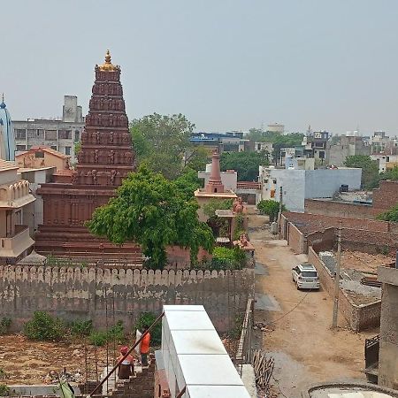 New Gayatri Palace Near Prem Mandir Vrindāvan Eksteriør billede